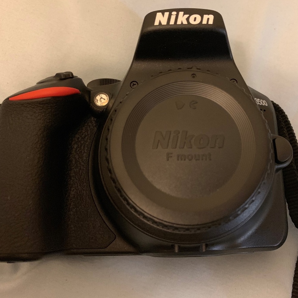 Nikon D3500 DSLR Camera w/AF-P DX 18-55mm & 70-300